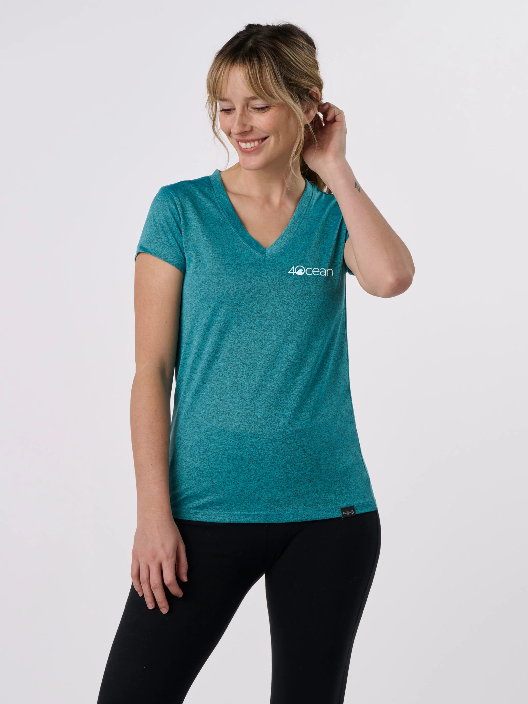 4ocean Logo Women's Sport Short Sleeve V-Neck T-Shirt - Image 19