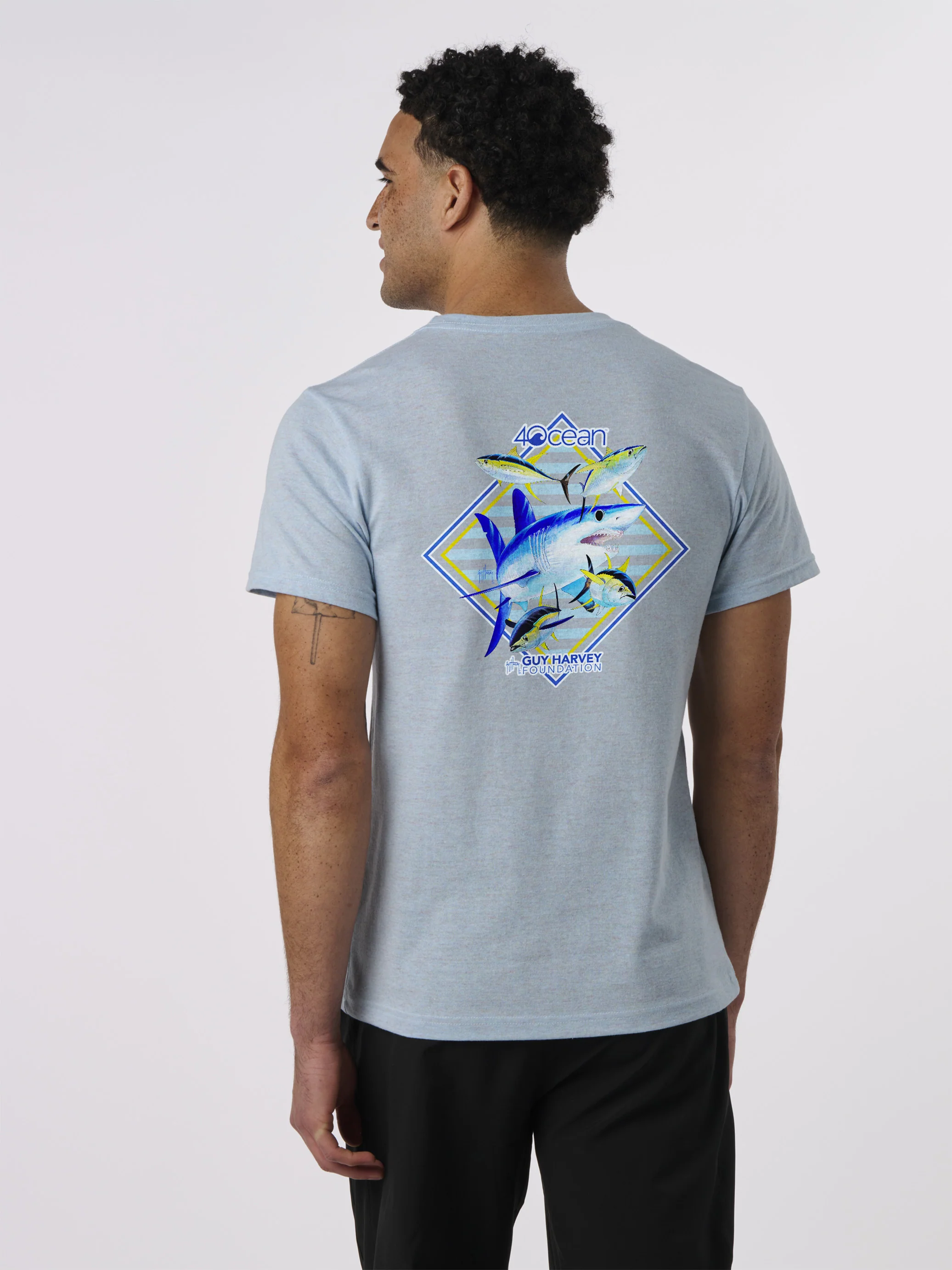 Guy Harvey Mako Shark Unisex T-Shirt - Image 14