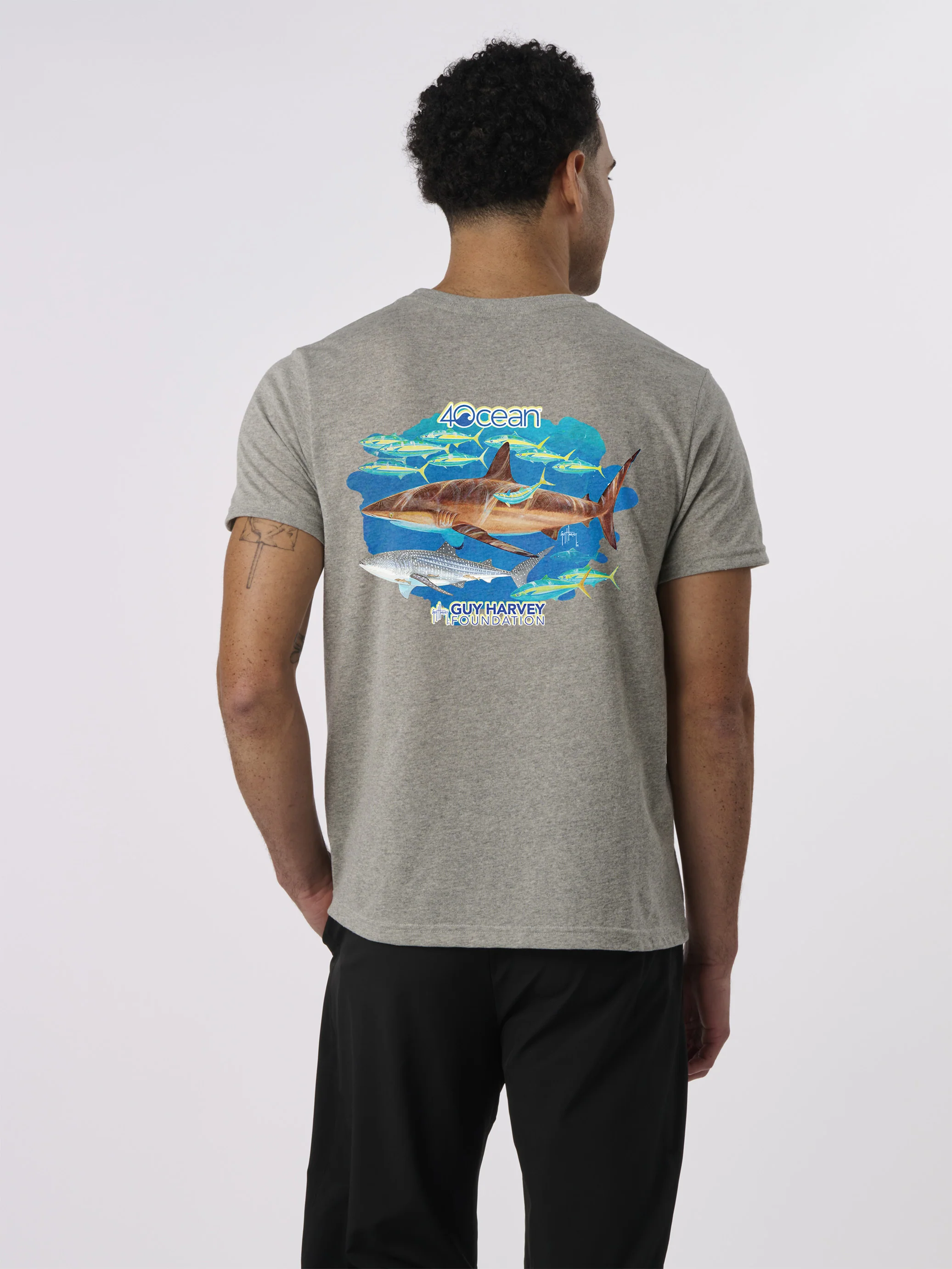 Guy Harvey Pelagic Shark Cruiser Unisex T-Shirt - Image 6