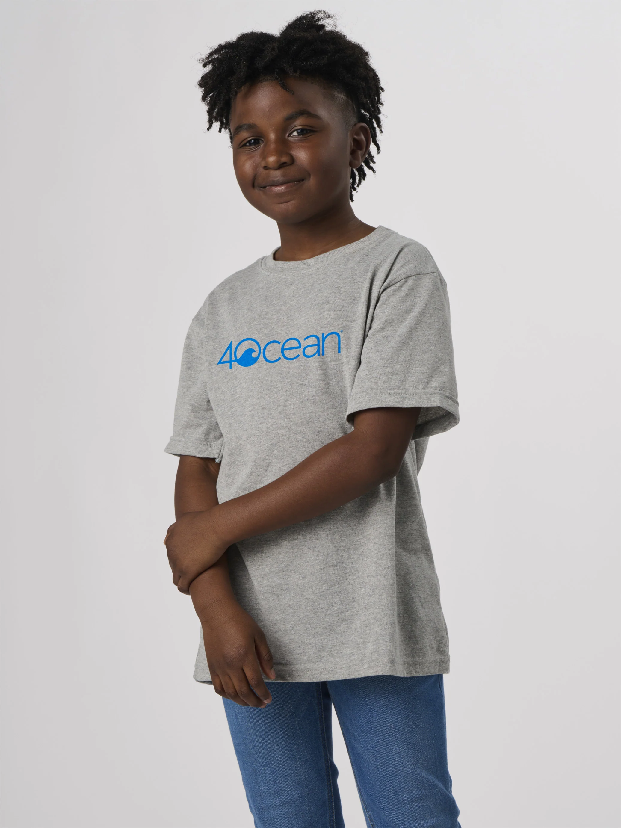 4ocean Logo Youth T-Shirt - Image 6